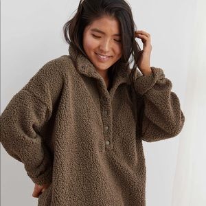 Aerie Sherpa pullover sweatshirt